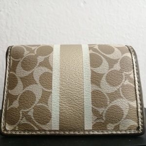 Coach gold/white wallet